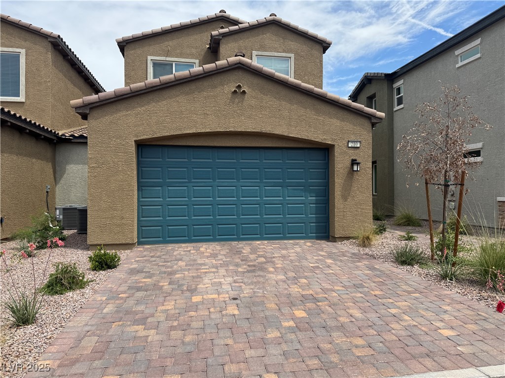 210 Vanhoy Avenue