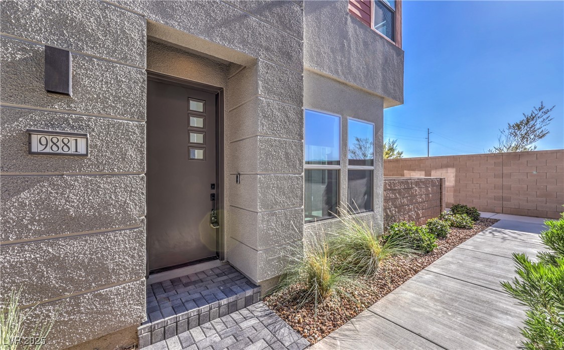 9881 Agate Creek Street Property Photo 1