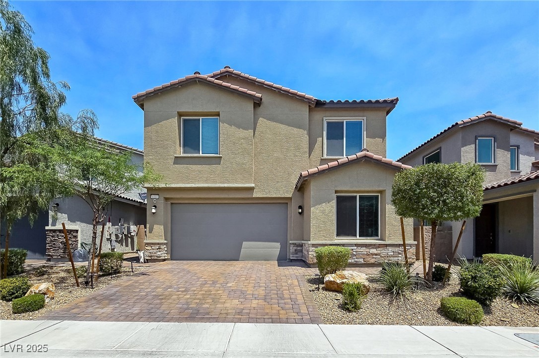 2700463 Property Photo 1
