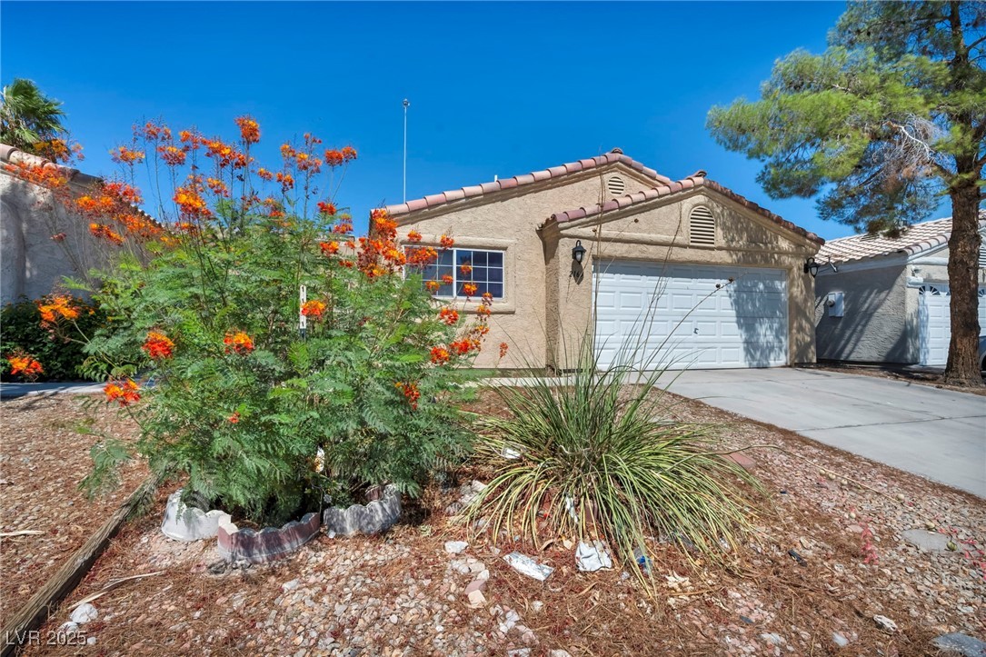 2165 Saint Paul Way Property Photo 1