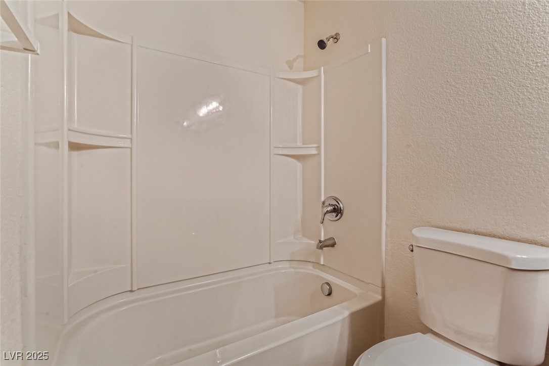 220 Mission Newport Lane 106 Property Photo 19
