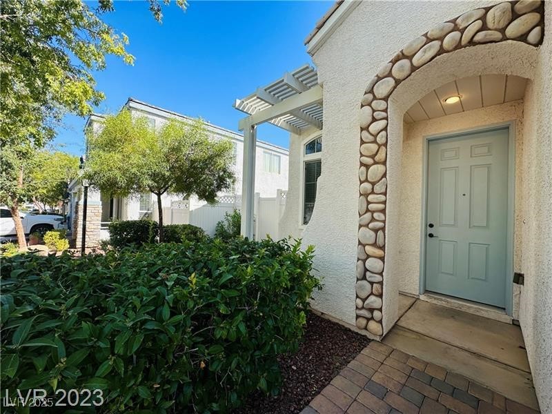 6269 Glimmering Light Avenue Property Photo 1