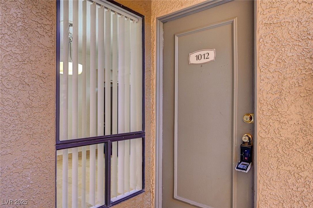 2700658 Property Photo 1