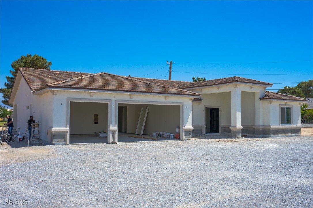 2861 South Firestone Court Property Photo 1