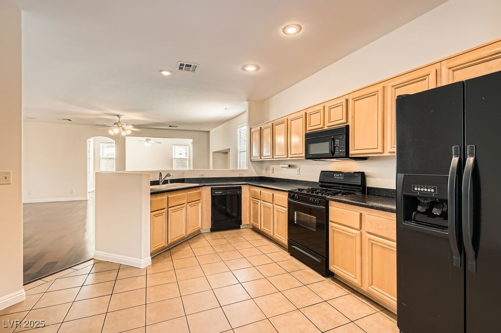 193 Lynbrook Street Property Photo 12