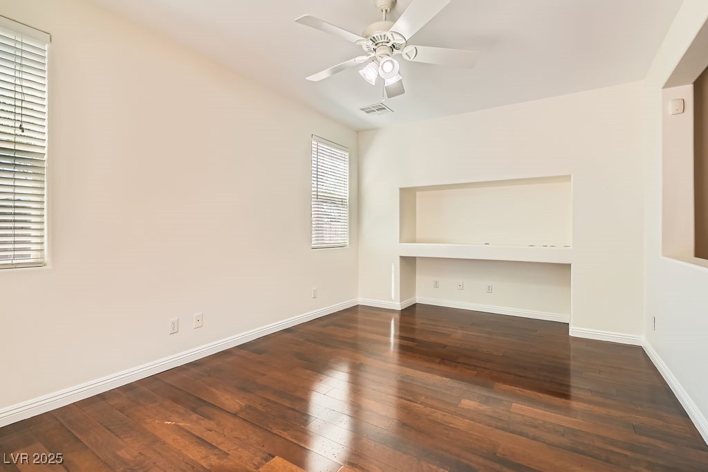 193 Lynbrook Street Property Photo 16