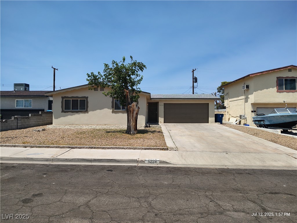 5224 Del Monte Avenue Property Photo 1
