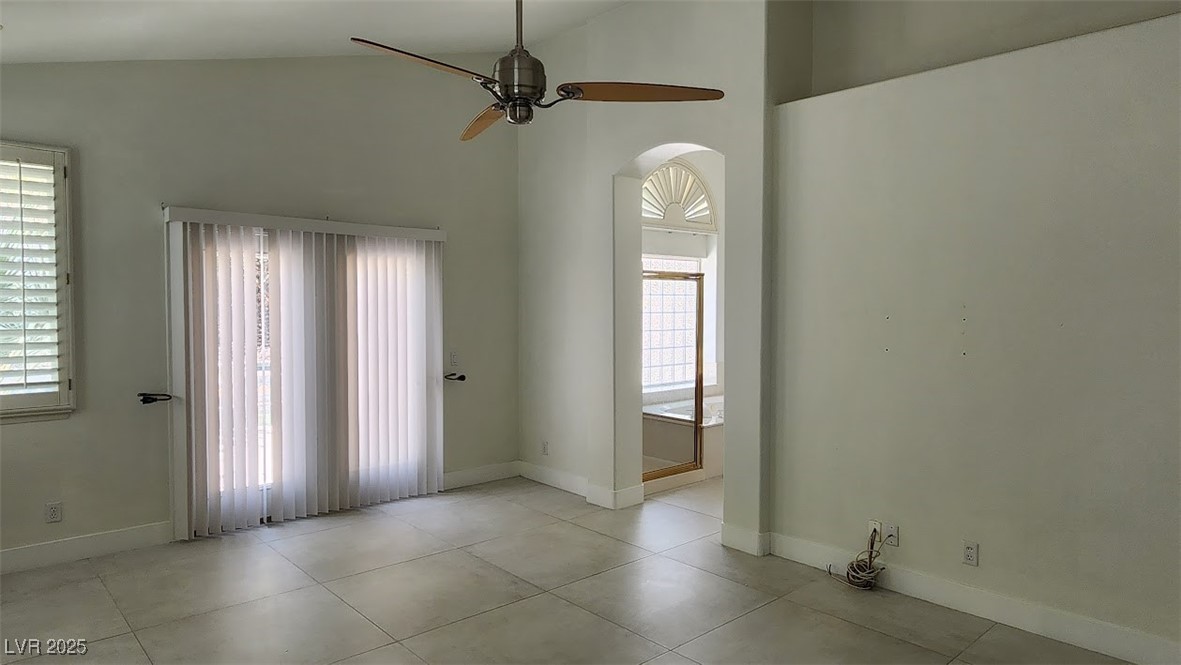 9096 Heavenly Valley Avenue Property Photo 18