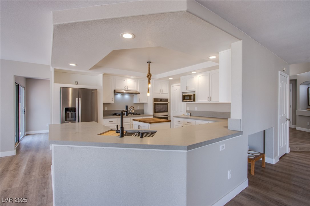 2704 Coventry Green Avenue Property Photo 1