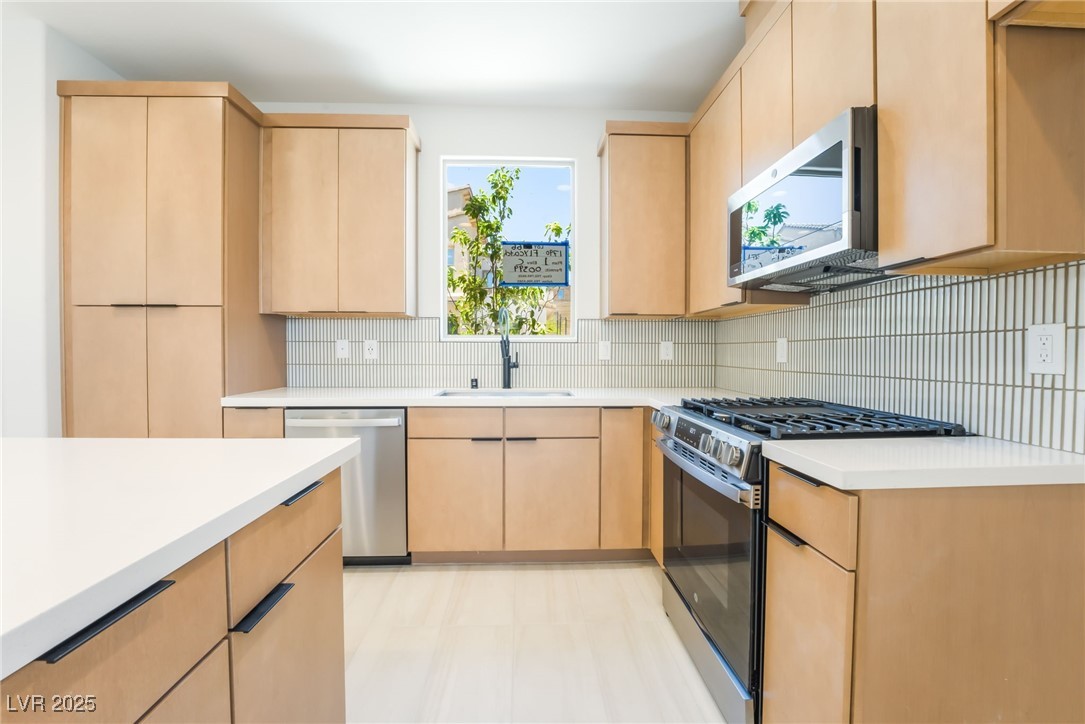 1790 Flycatch Street Property Photo 8