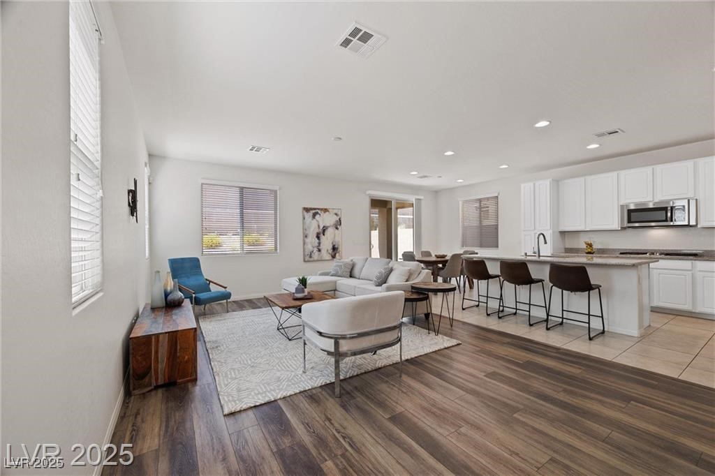 12521 Lylan Ridge Street Property Photo 4