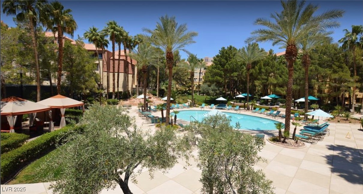 220 East Flamingo Road 227 Property Photo 6