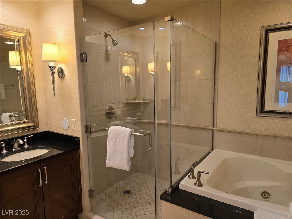 135 East Harmon Avenue 2203 Property Photo 26