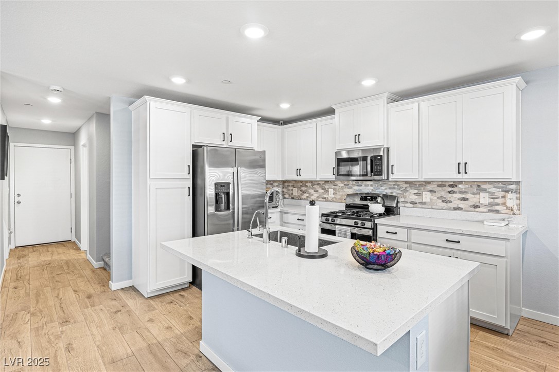 906 Cadence View Way Property Photo 11