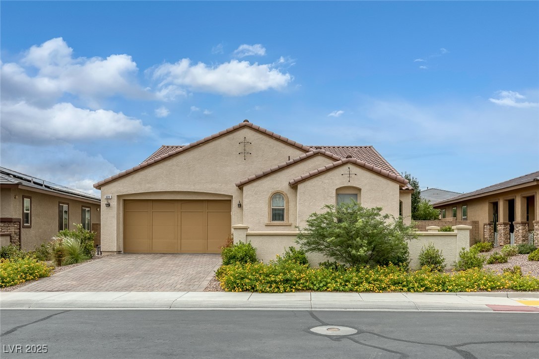489 Intonation Street Property Photo 2