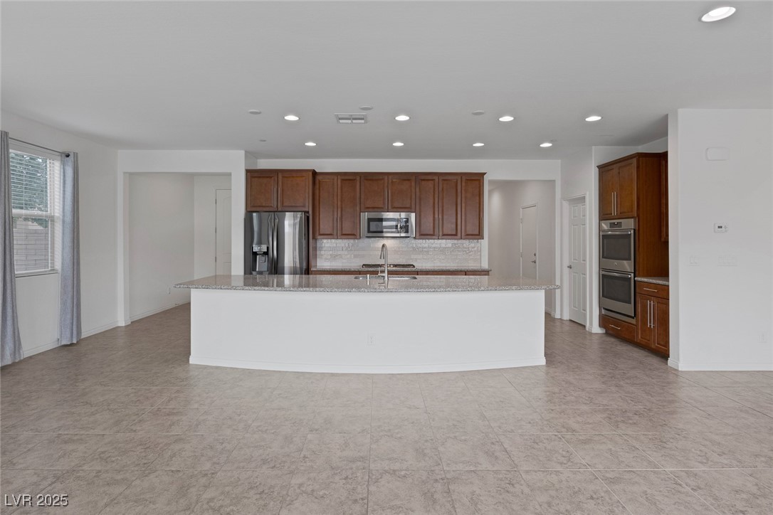 489 Intonation Street Property Photo 14