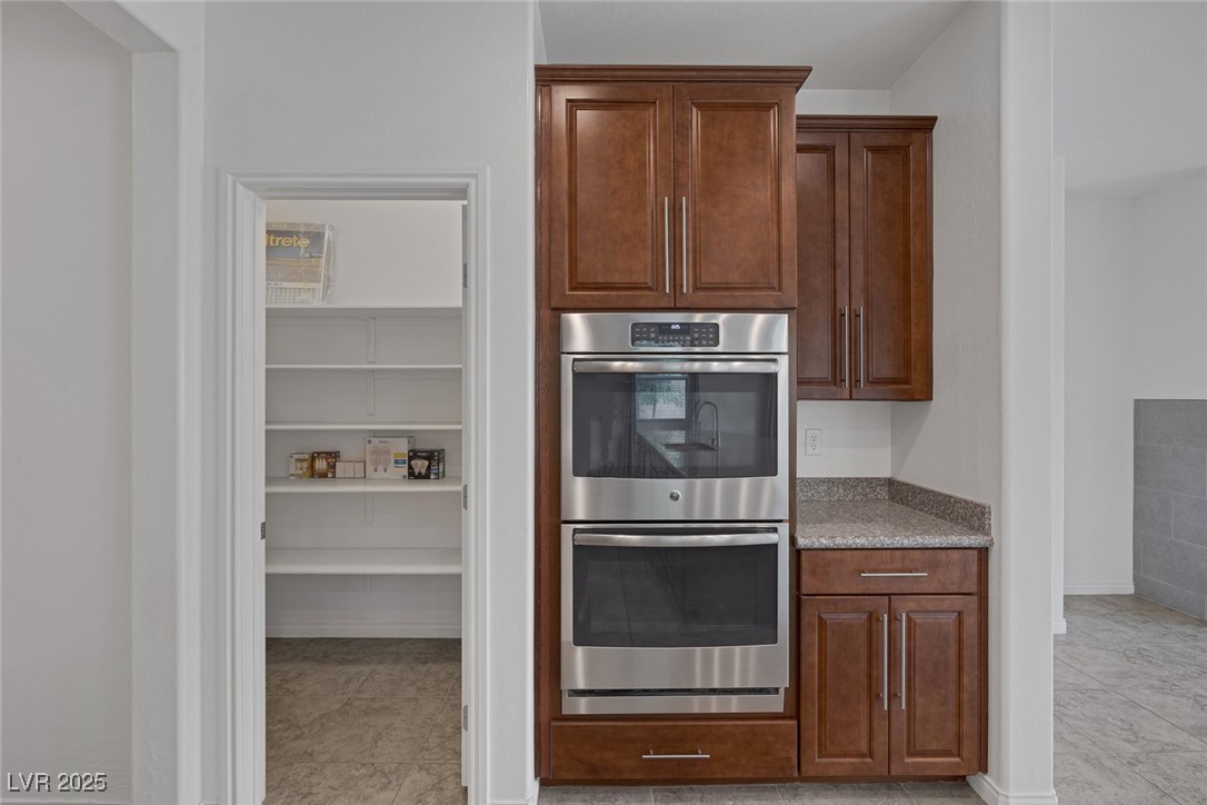 489 Intonation Street Property Photo 17