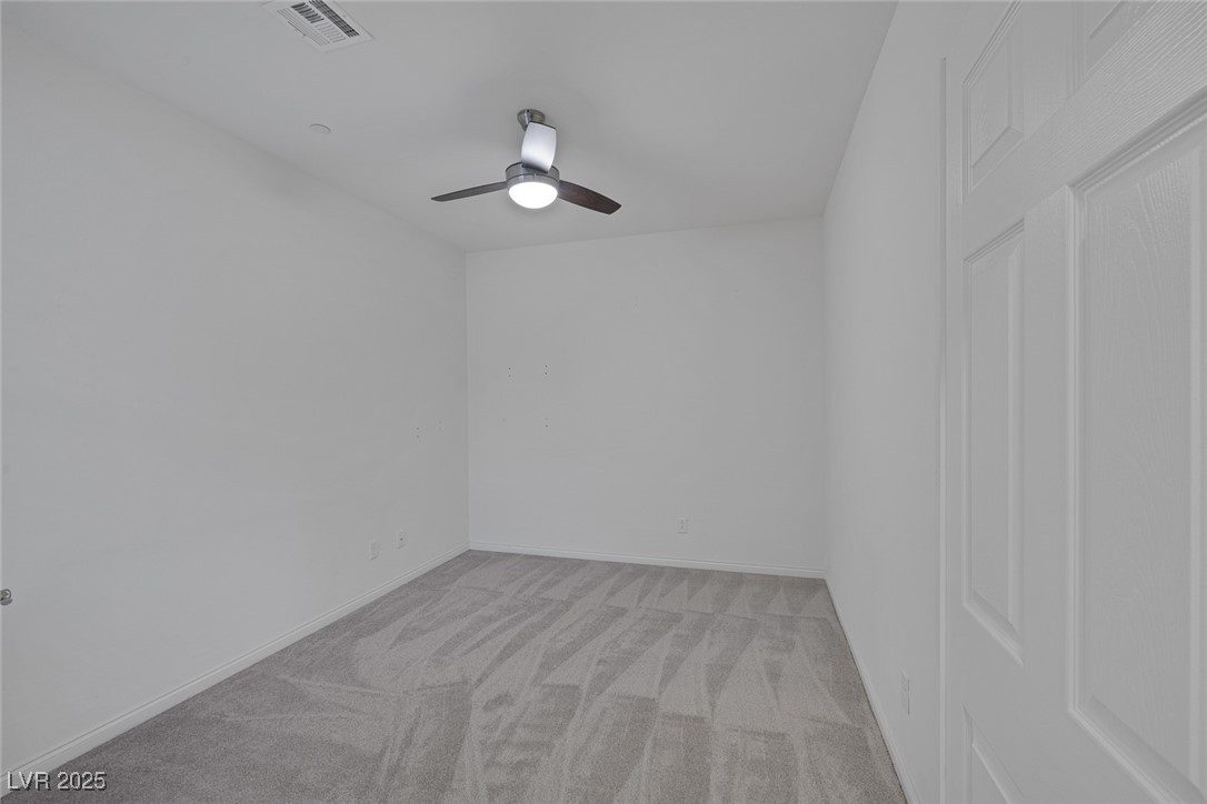 489 Intonation Street Property Photo 32
