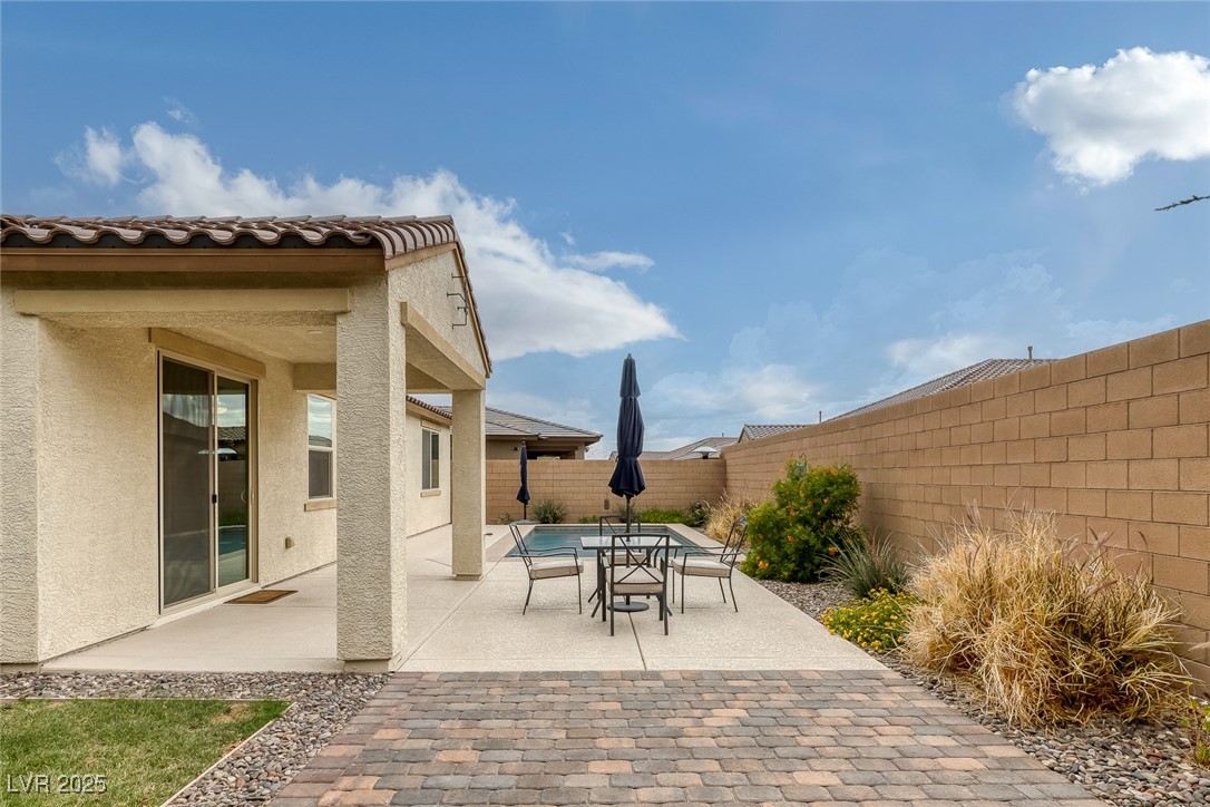489 Intonation Street Property Photo 43