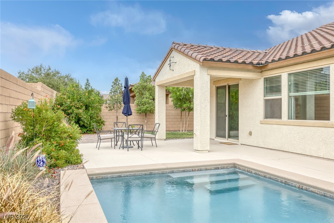 489 Intonation Street Property Photo 48