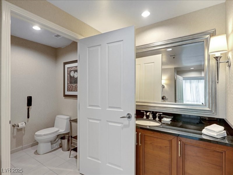 125 East Harmon Avenue 220 Property Photo 22