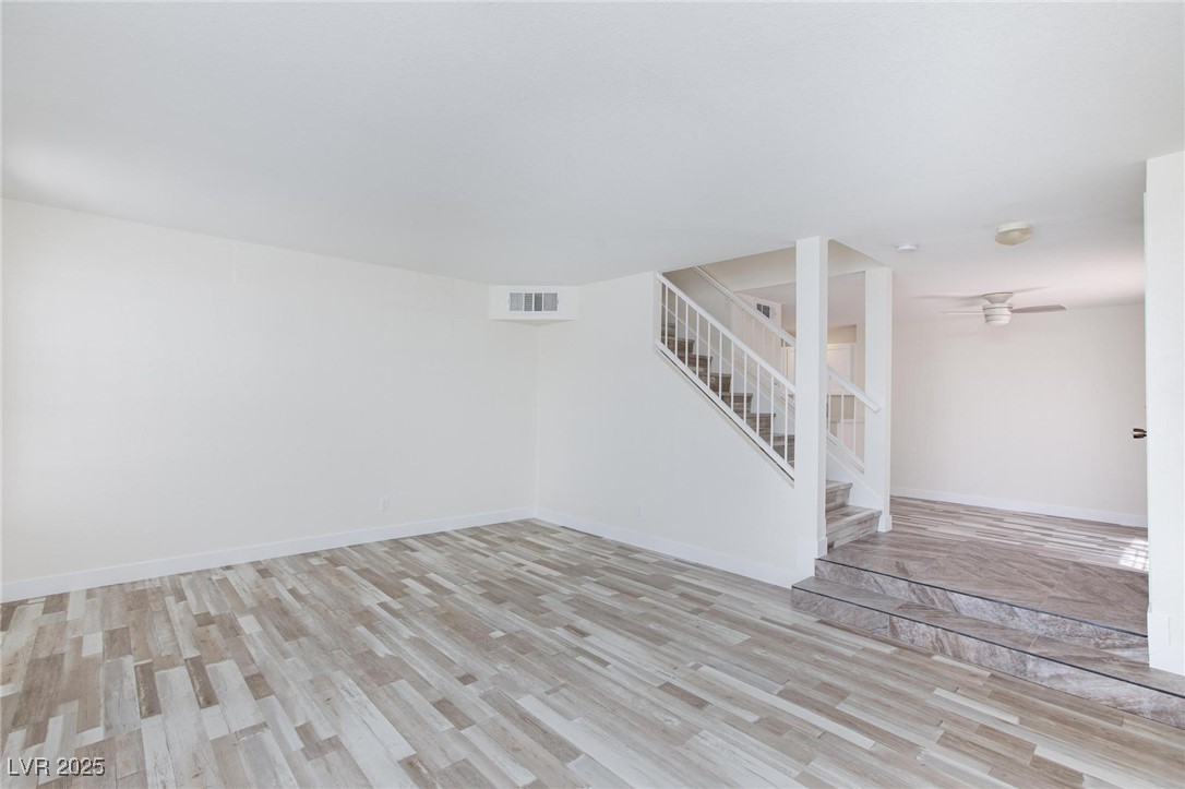8048 West Rochelle Avenue Property Photo 8