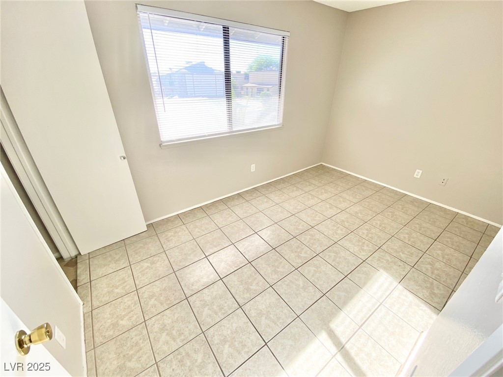 3417 Civic Center Drive C Property Photo 8