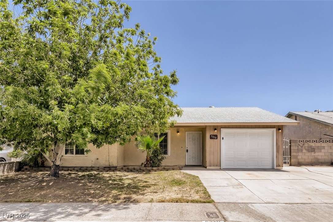 5370 Bridgette Way Property Photo 1