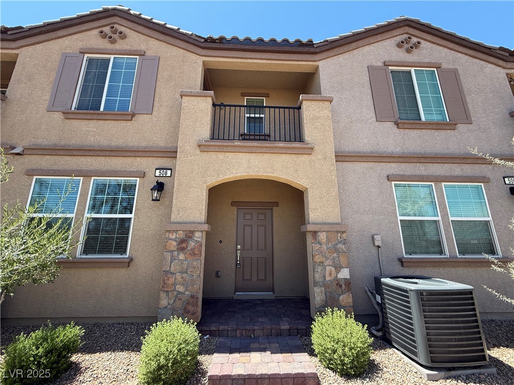 508 Ylang Place Property Photo 1