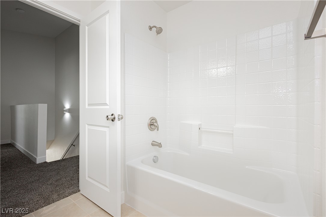 3041 Gary Cooper Street 103 Property Photo 24