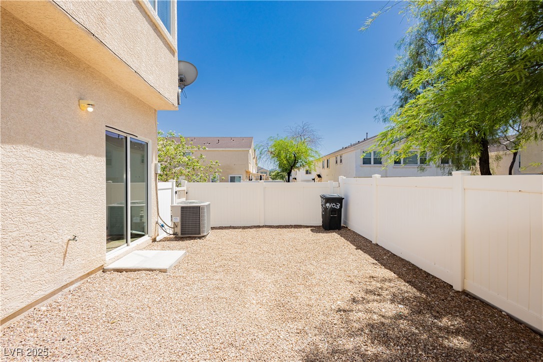 3041 Gary Cooper Street 103 Property Photo 31