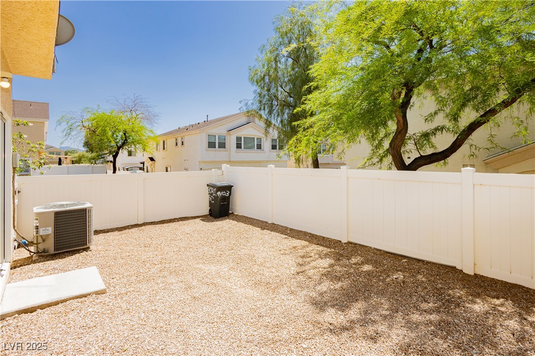 3041 Gary Cooper Street 103 Property Photo 32