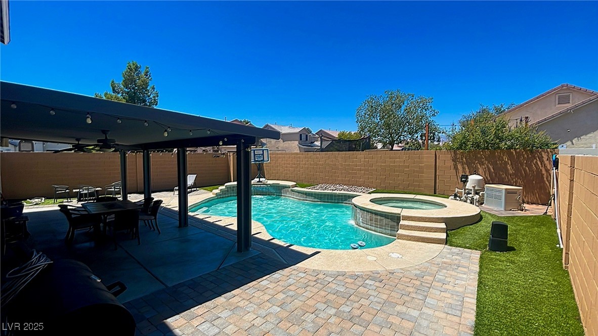 5421 Copper Sand Court Property Photo 1
