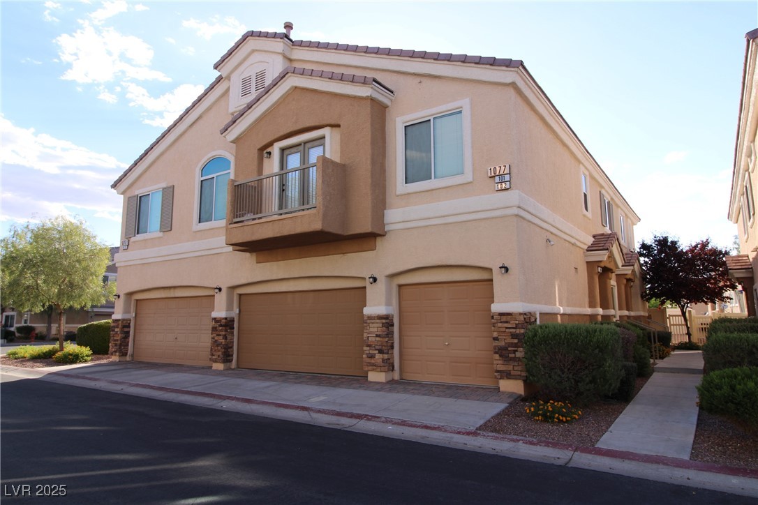 1077 Slate Crossing Lane 2 Property Photo 1