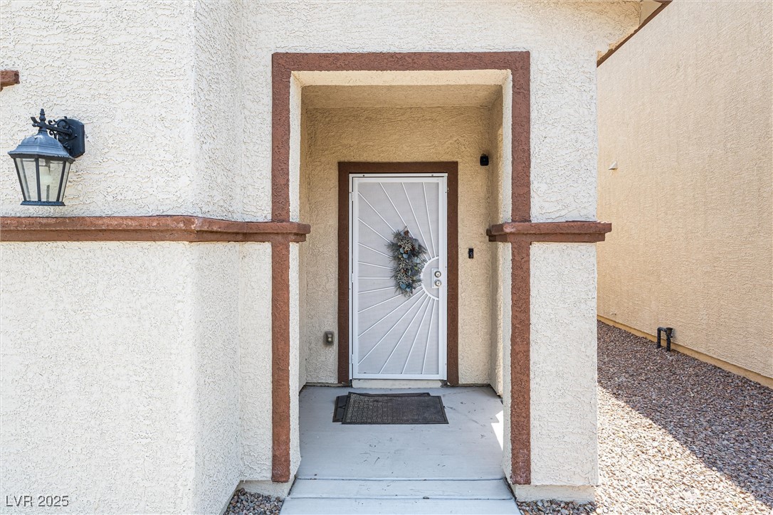5276 Steptoe Street Property Photo 4