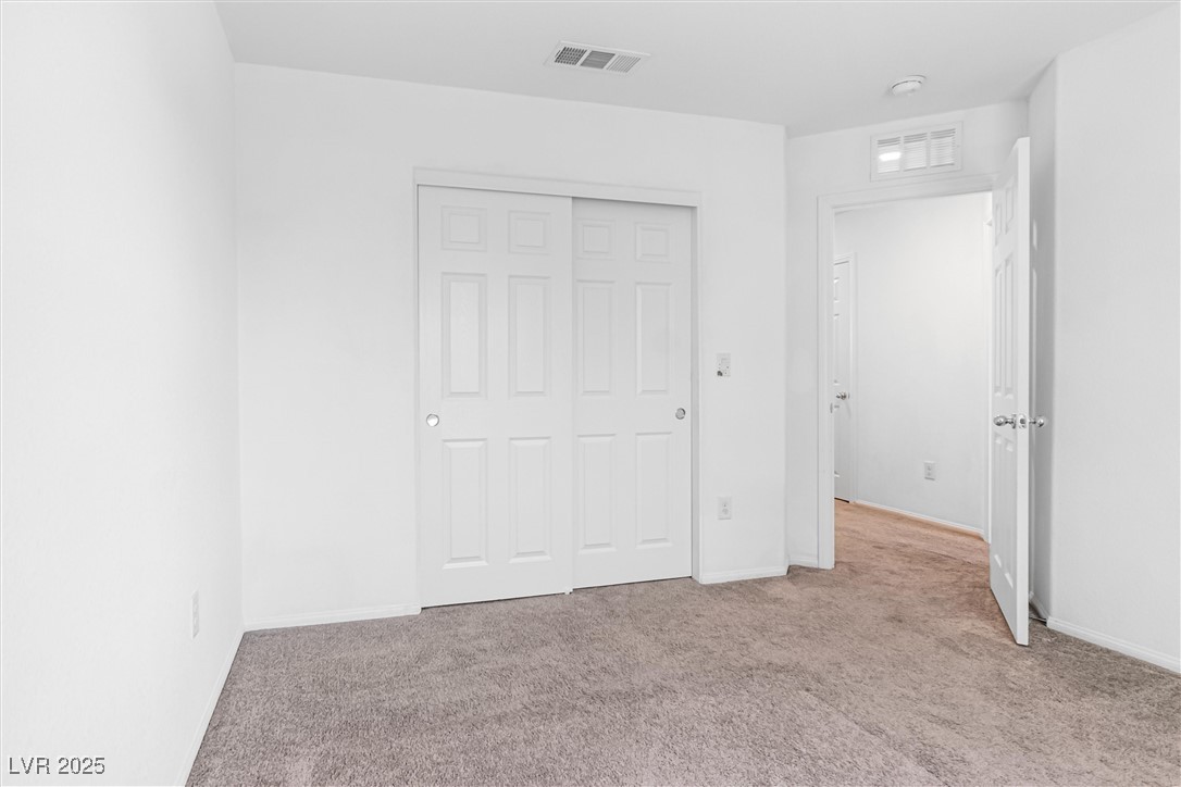 5276 Steptoe Street Property Photo 14