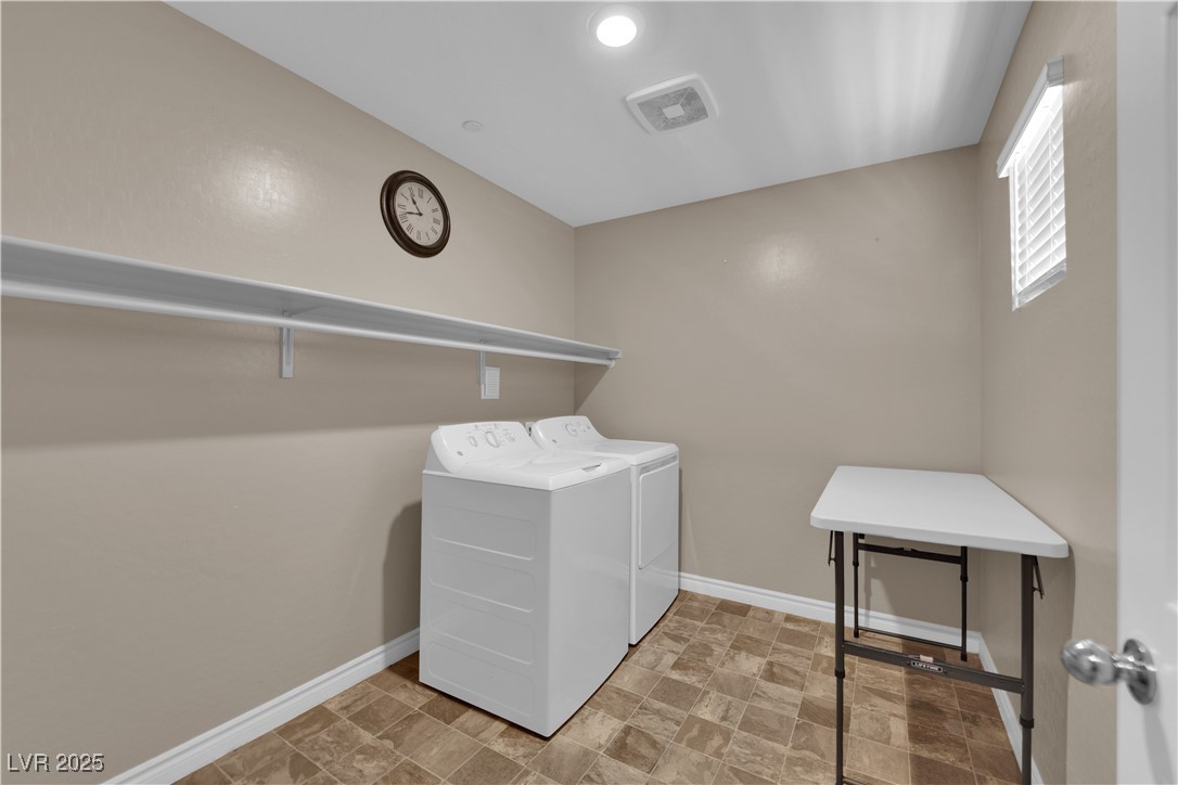 185 Campbelltown Avenue Property Photo 23