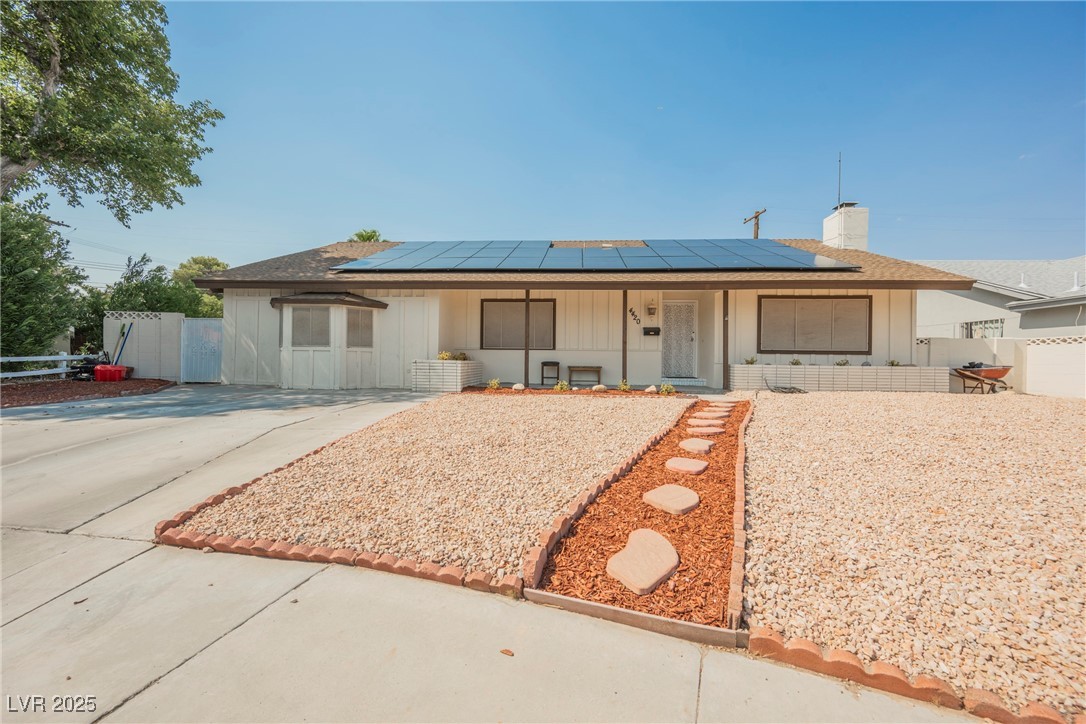 4420 Thompson Circle Property Photo 1
