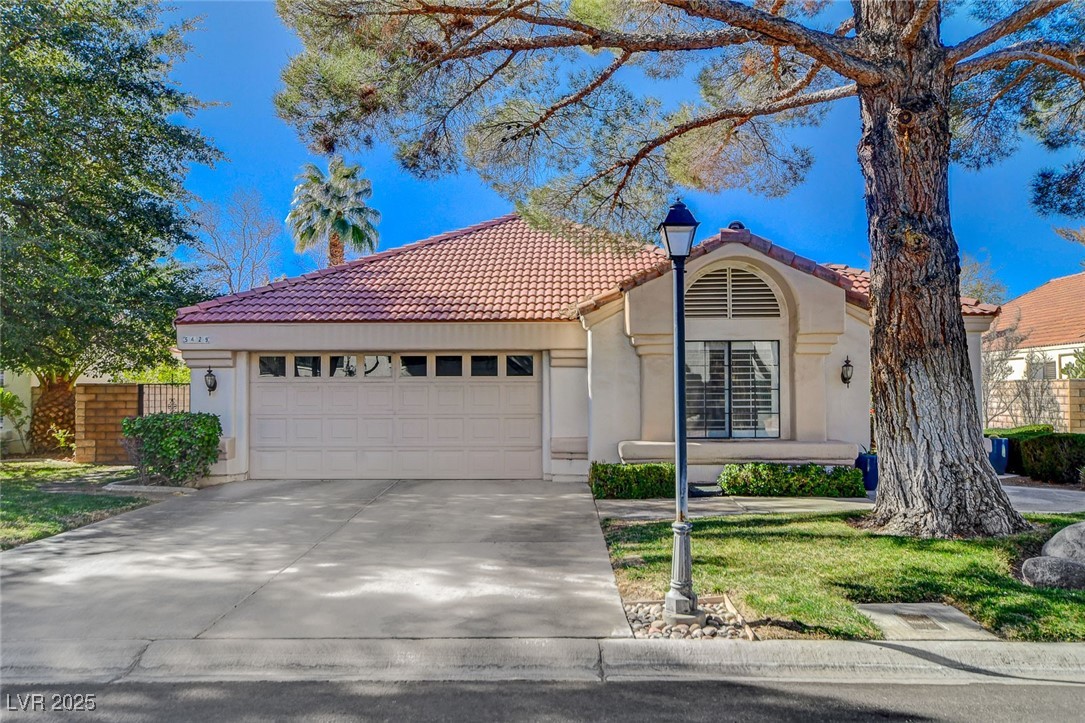5429 Painted Sunrise Drive Property Photo 1