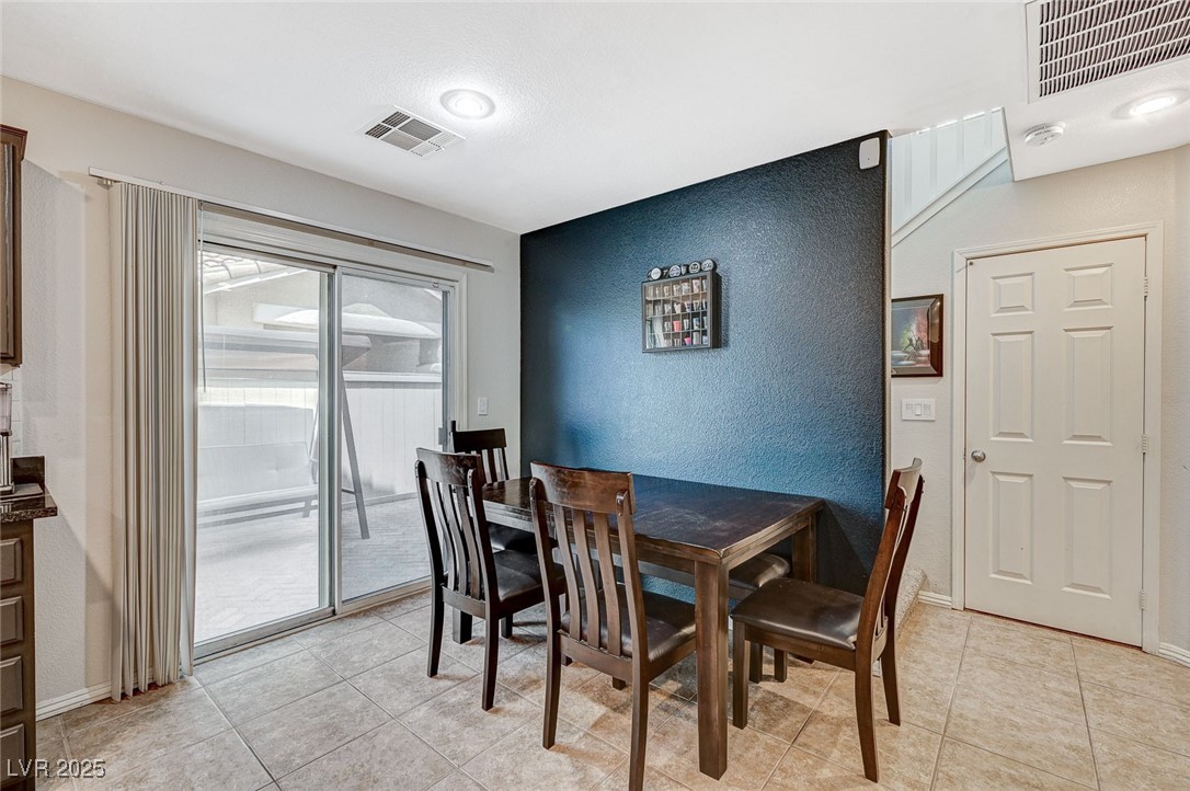 9196 Starling Wing Place Property Photo 10