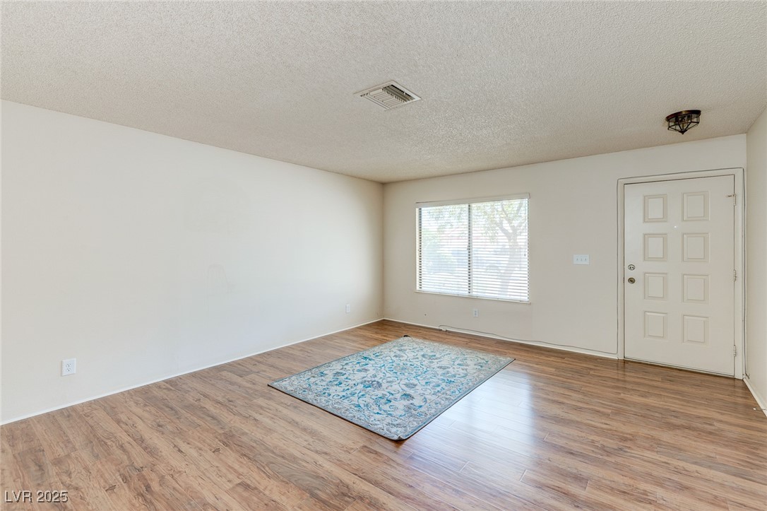 4916 Carmichael Avenue Property Photo 6