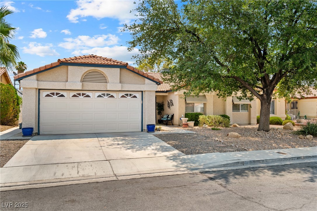 6629 Coastal Breeze Court Property Photo 1
