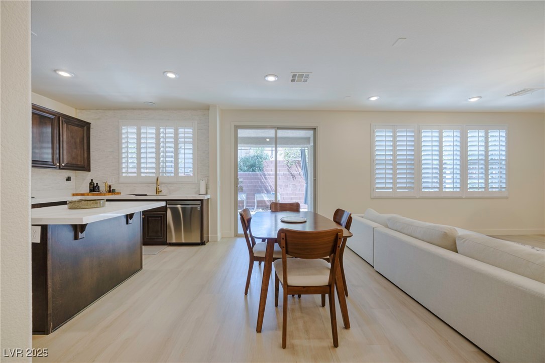 10543 Winter Grass Drive Property Photo 3