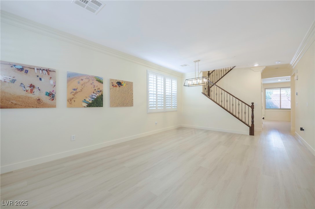 10543 Winter Grass Drive Property Photo 6