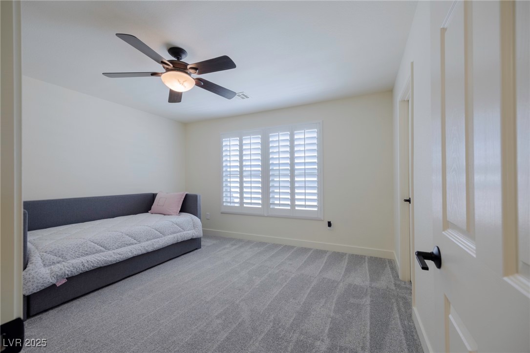 10543 Winter Grass Drive Property Photo 11