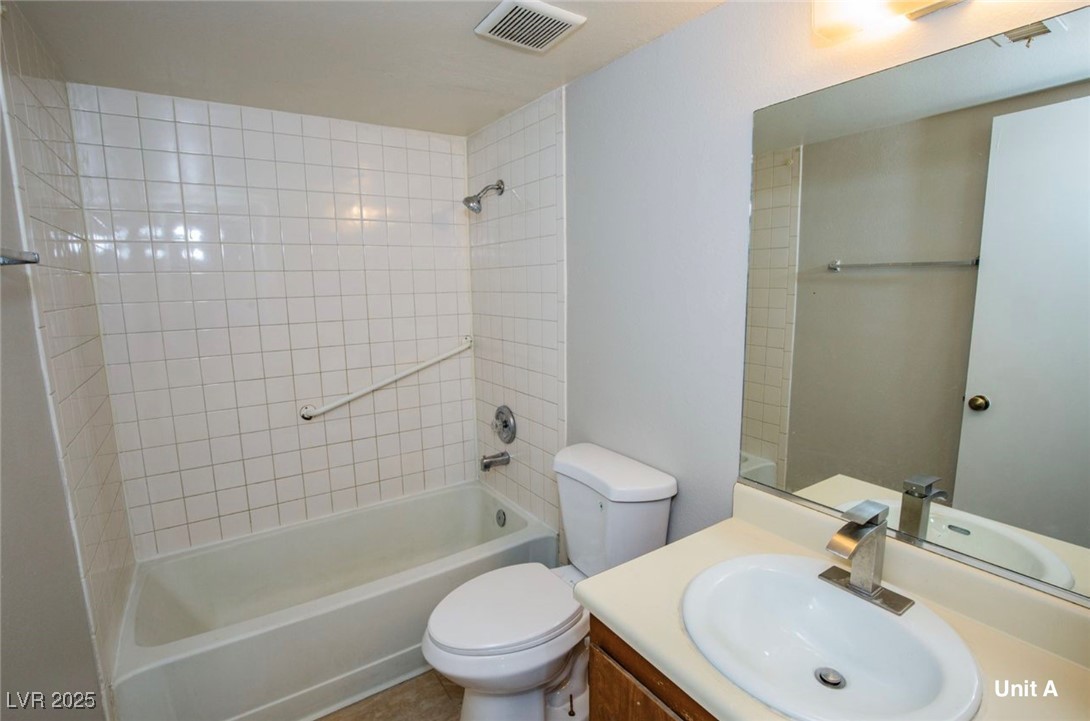 2755 Jennydiane Drive Property Photo 9