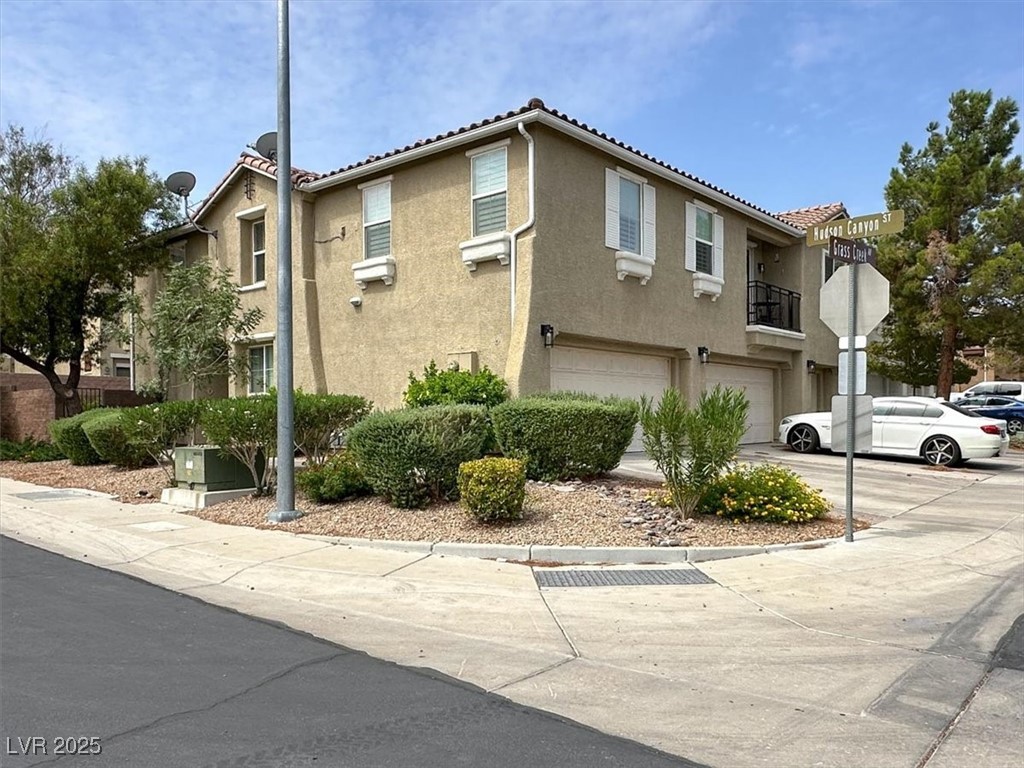1323 Grass Creek Avenue 2 Property Photo 1