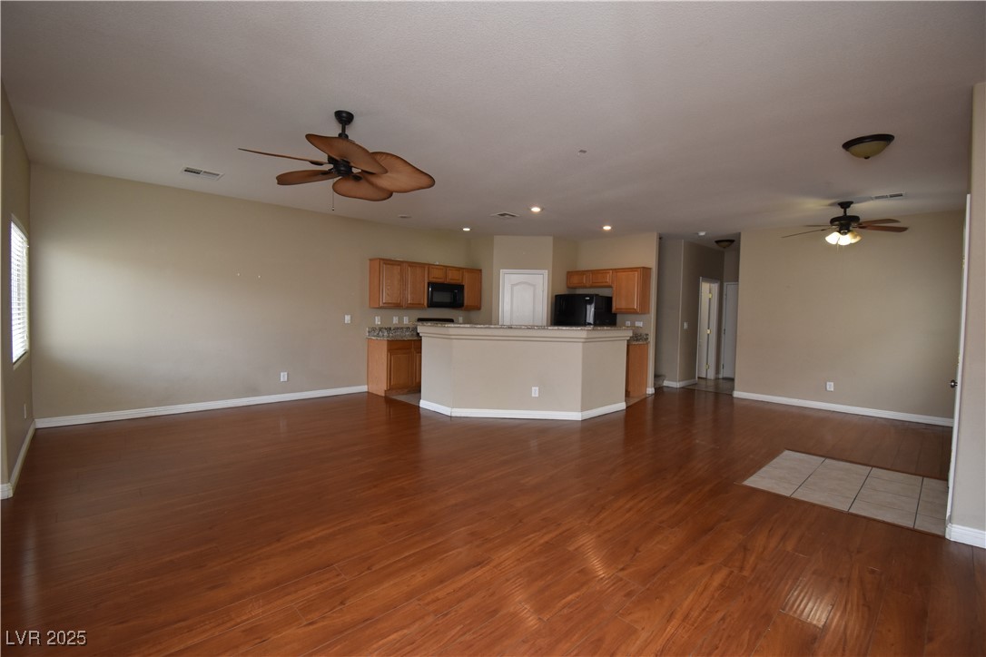 2078 Scanlon Ferry Court 103 Property Photo 3