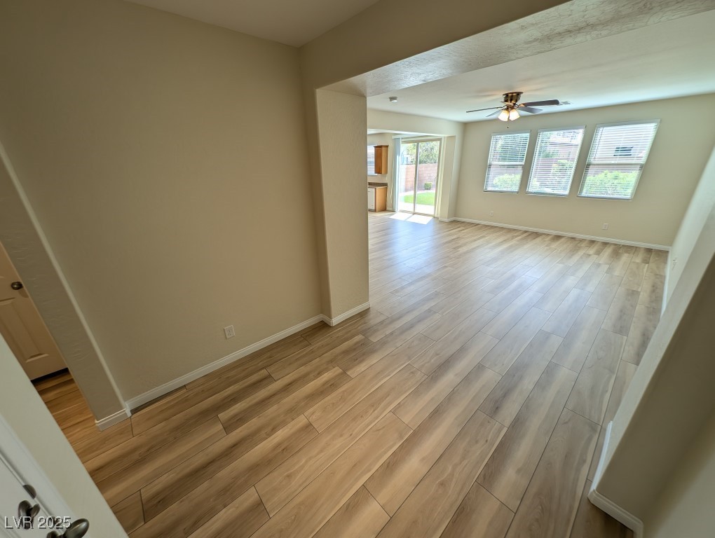 163 White Mule Avenue Property Photo 3