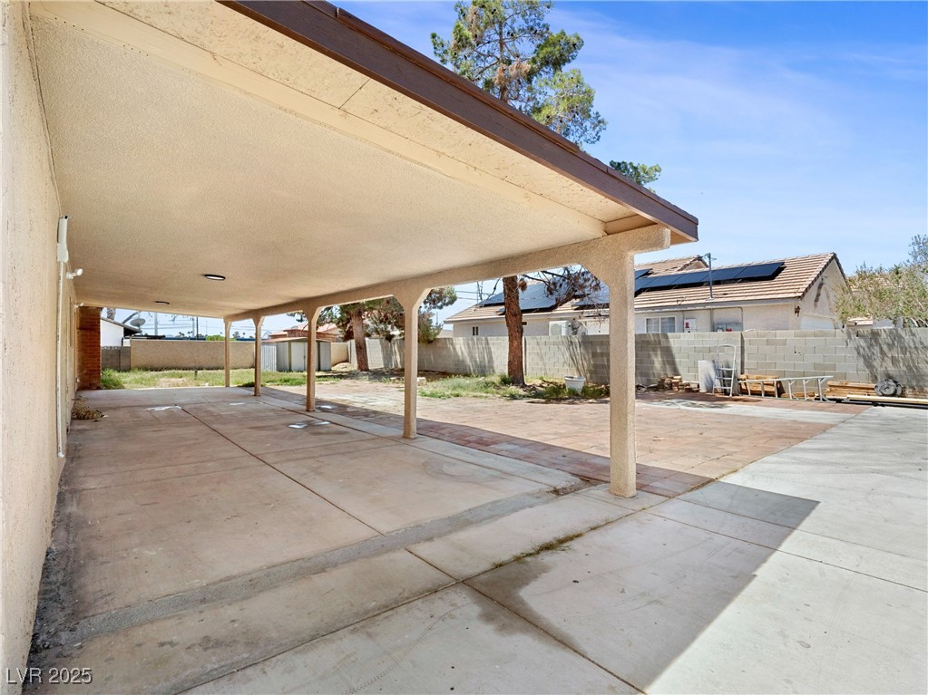 2375 Marion Street Property Photo 7